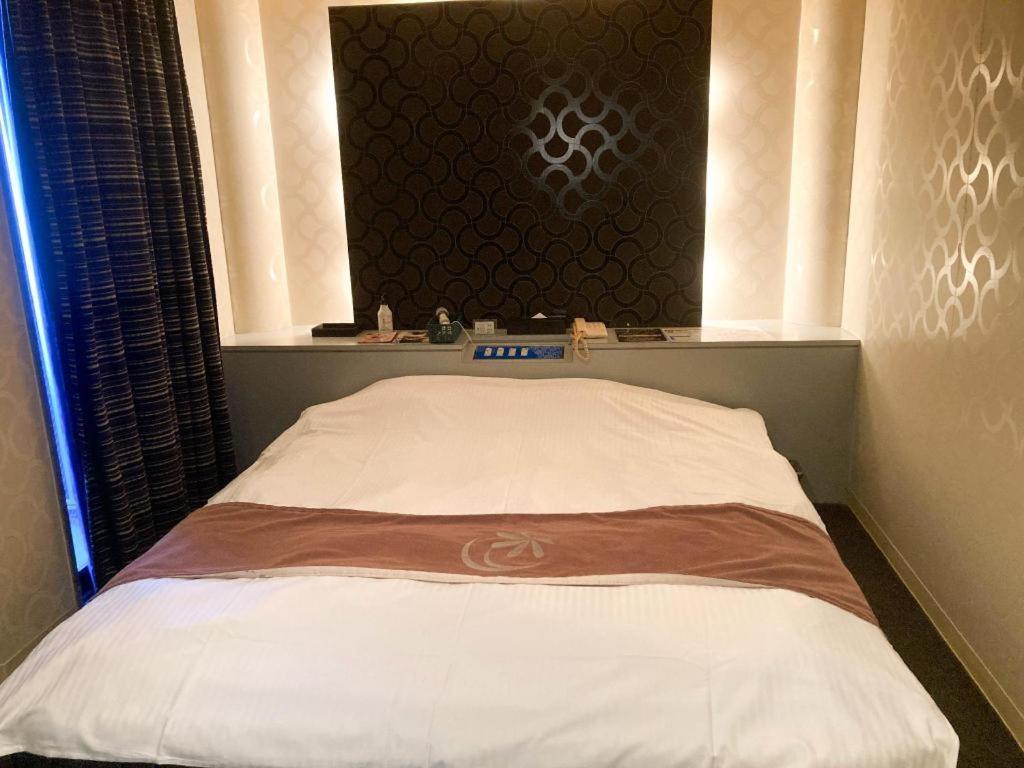 Good Hotel Osaka Тоёнака Экстерьер фото
