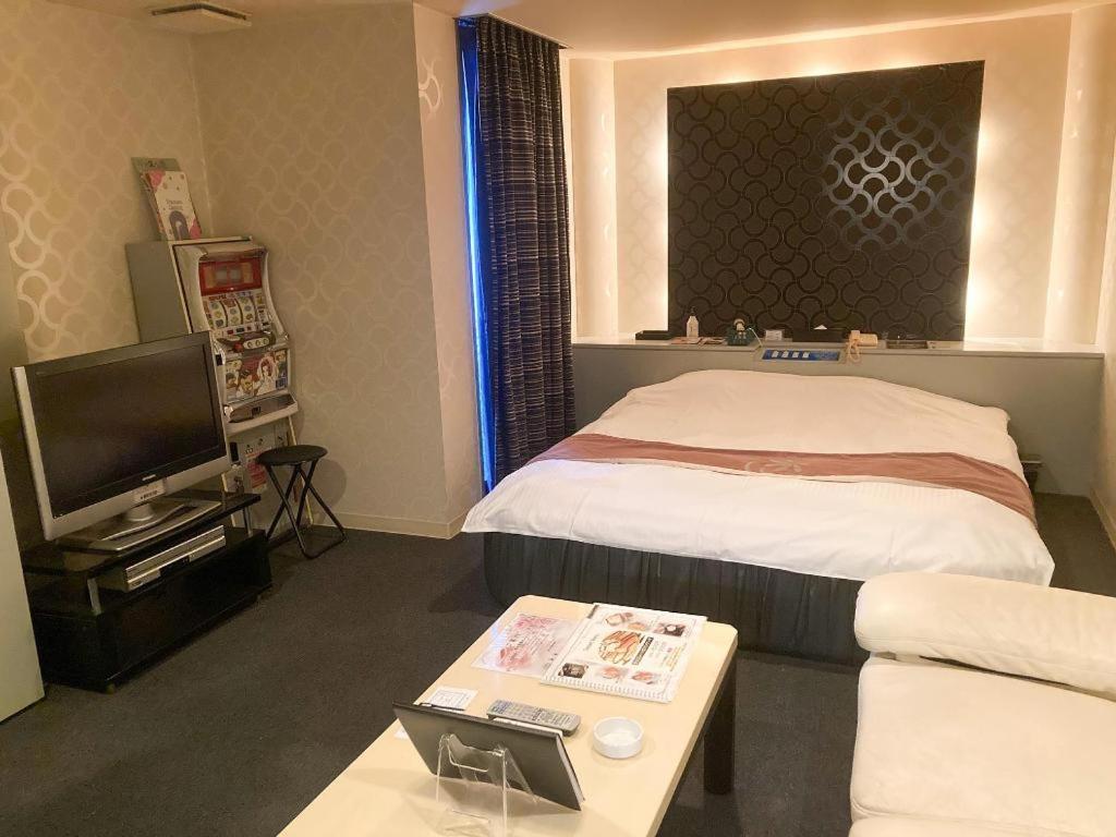 Good Hotel Osaka Тоёнака Экстерьер фото