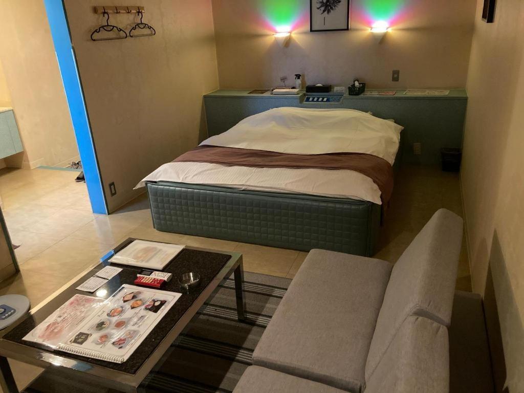 Good Hotel Osaka Тоёнака Экстерьер фото